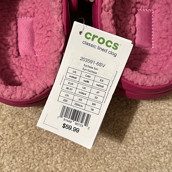 NWT Crocs Classic Lined Clogs - Picture 6 of 7